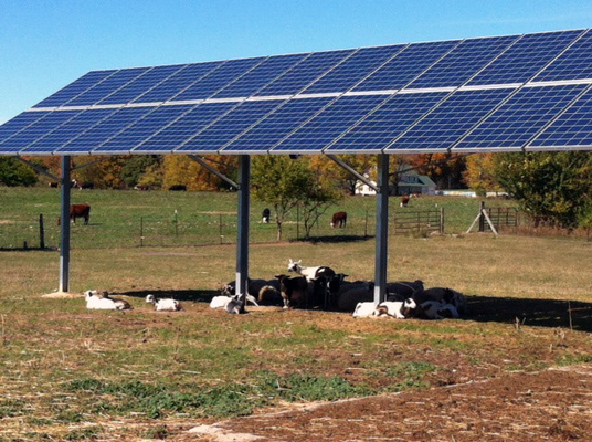 1.4KN/m2 Schneebelastung Anodierte Solaranlagen-Dachhalterungen für die photovoltaische Bodenmontage