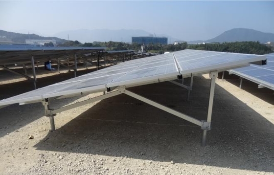 Anbau von PV-Panels C-Stahl-Solarplatten-Behälter für die Solarinstallation am Boden